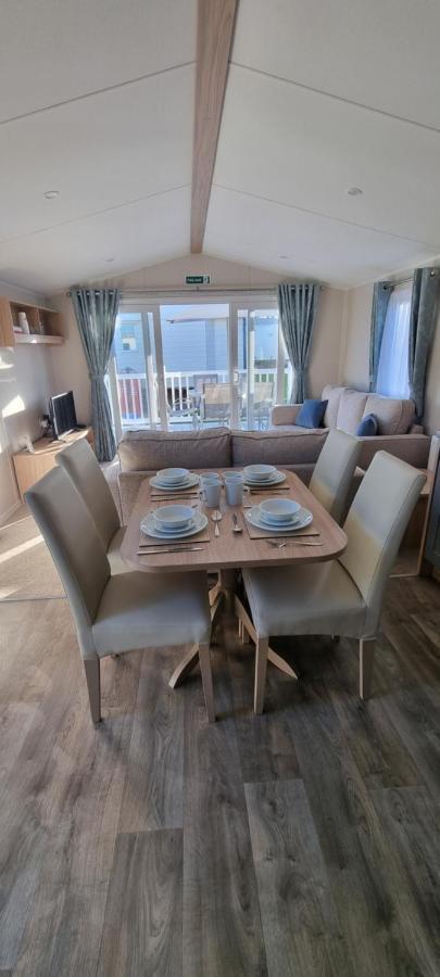 Parkview Caravan California Cliffs Great Yarmouth Exterior photo