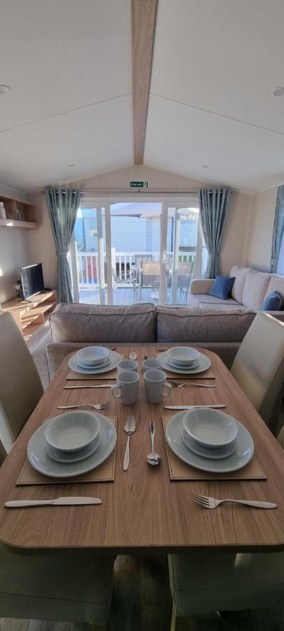 Parkview Caravan California Cliffs Great Yarmouth Exterior photo